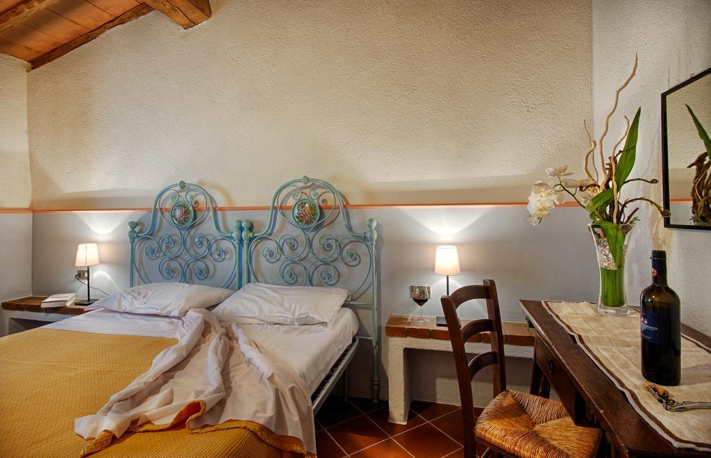 Agriturismo Poggio Bonelli คาสเตลนูโอโว เบราร์เดนกา ห้อง รูปภาพ